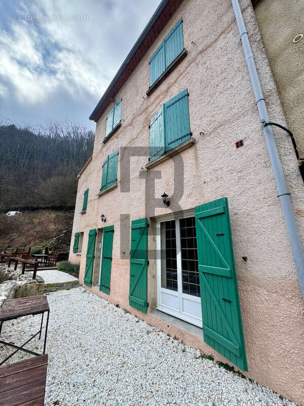 Maison à AXAT