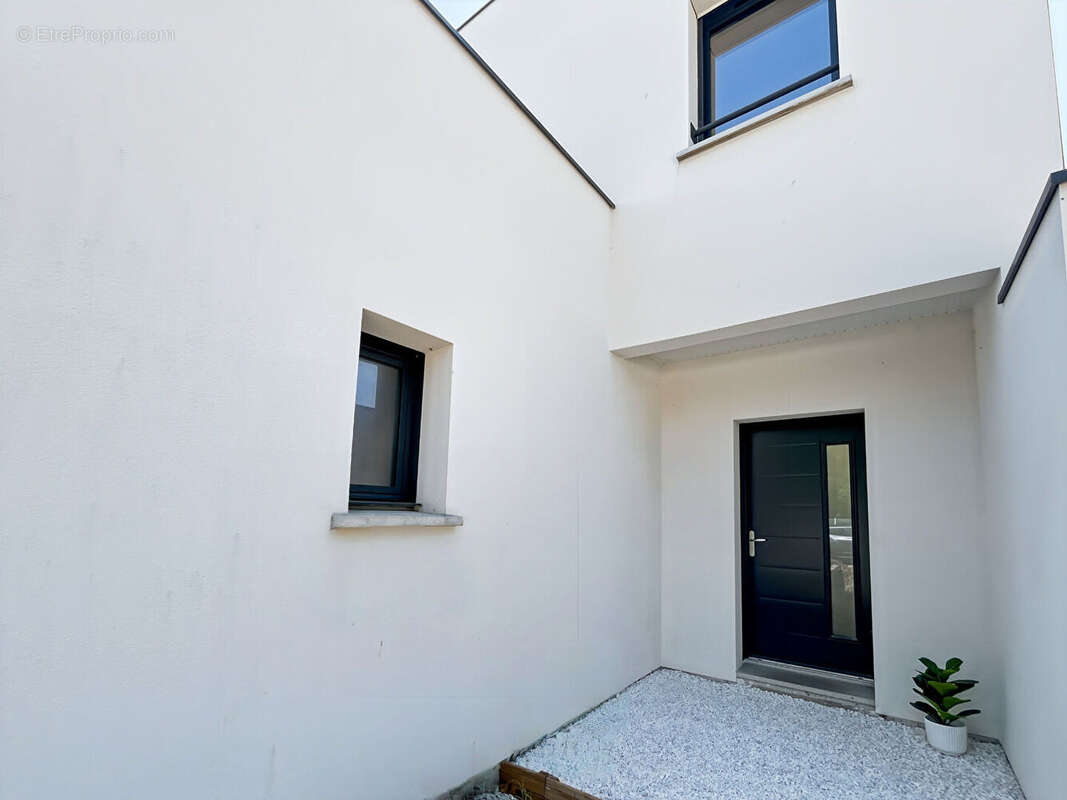 Maison 6 pièces à vendre - Mérignac INTRA ROCADE - photo 3