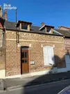 Maison de ville à rénover avec commodités de plain pied d'une superficie de 111 m² - Maison à LAON