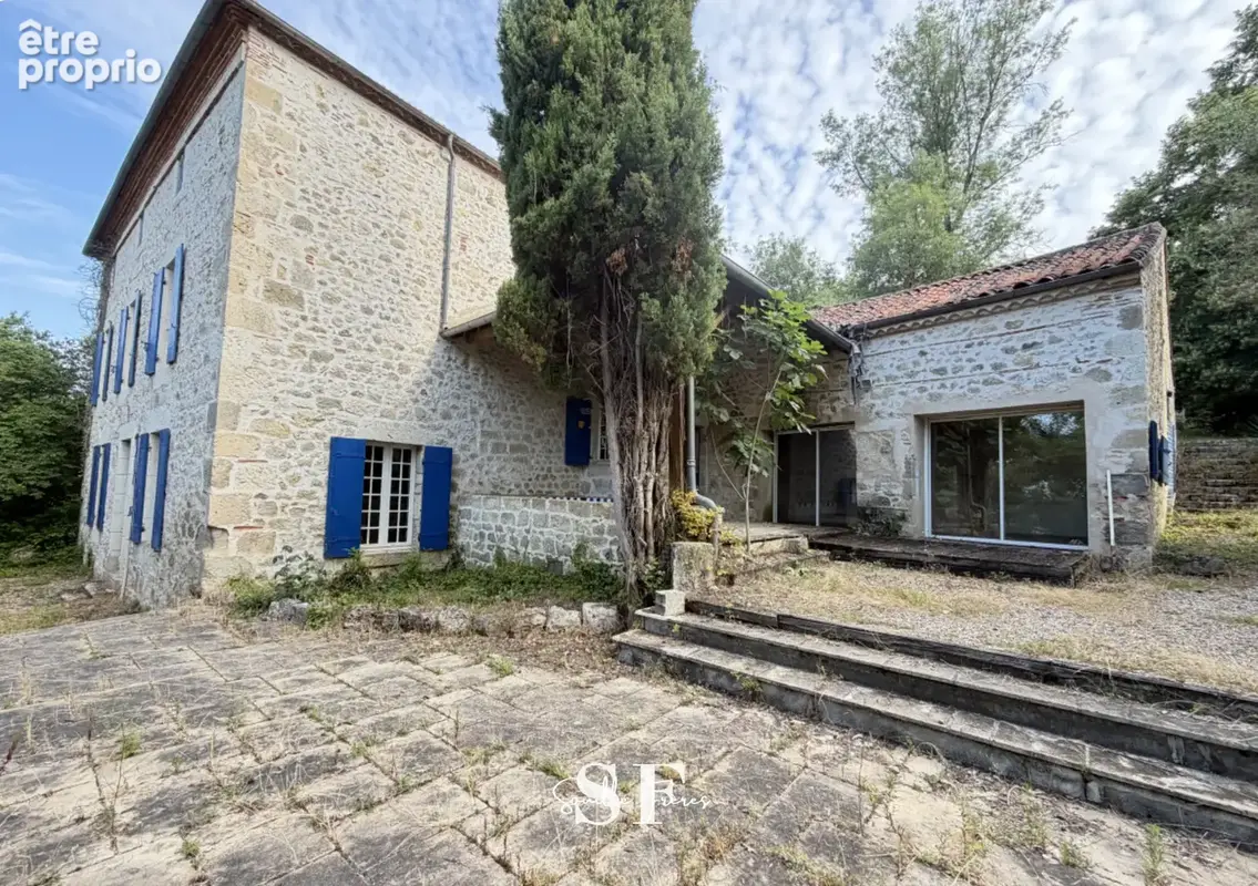 Saint hilaire de lusignan - maison  en pierres de caractere a renover - photo 2
