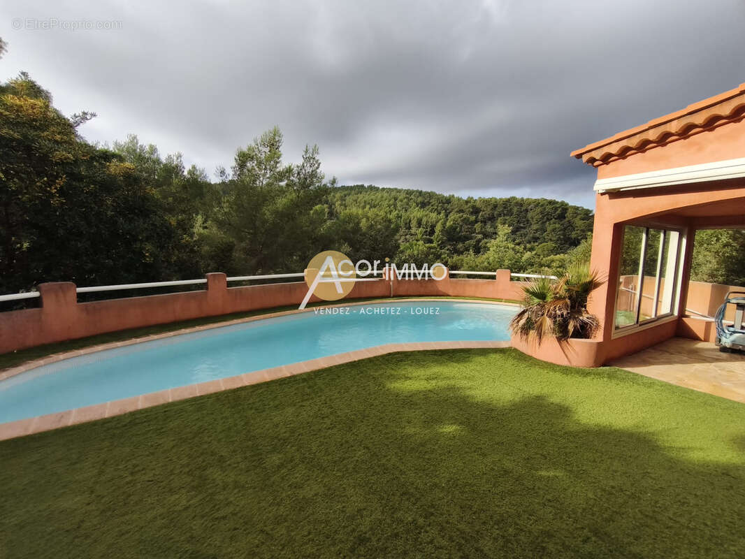 La seyne sur mer - fabregas - villa t7 + double garage - photo 4