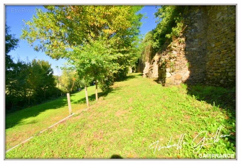 Maison à CHATEAUMEILLANT