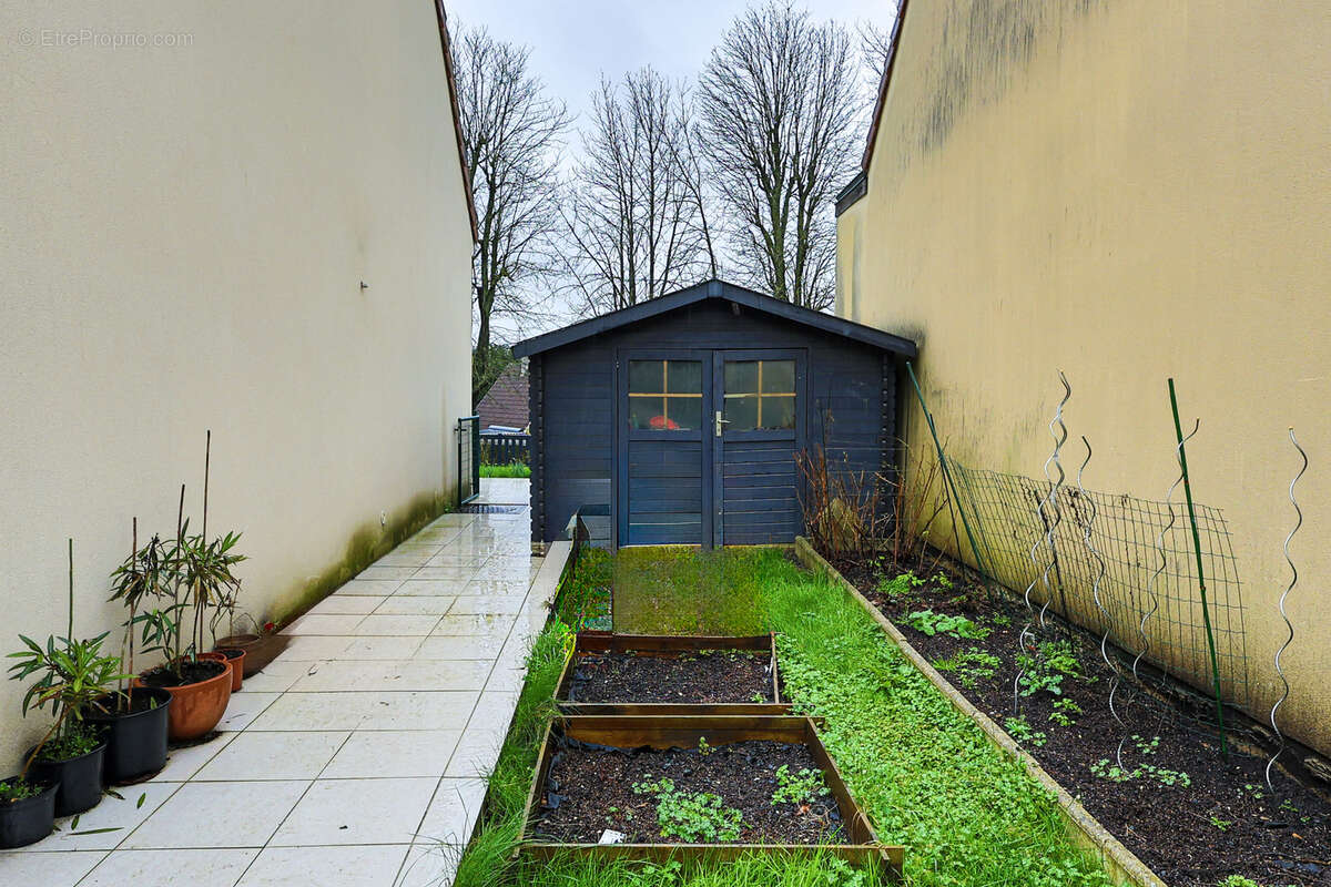 Maison à SAINTRY-SUR-SEINE