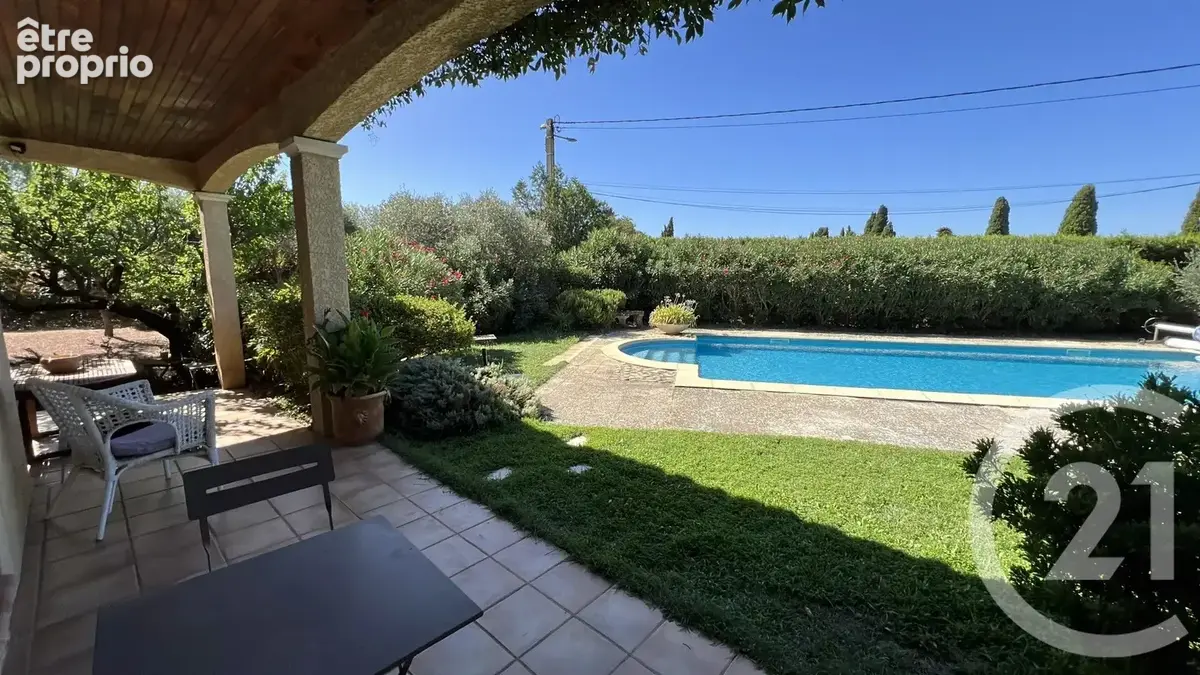 Maison 131 m² à Castillon-Du-Gard  - photo 3