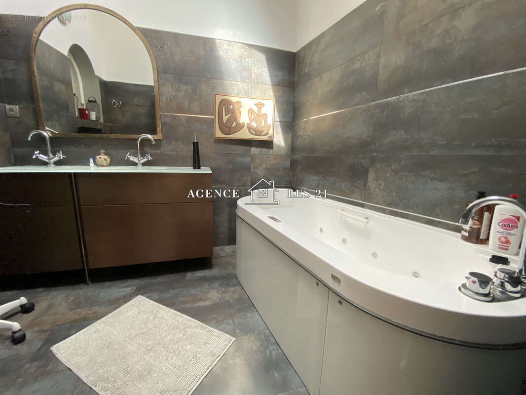 Maison à MARSEILLE-12E