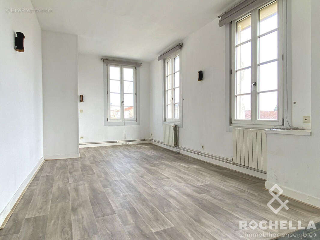 Appartement 51 m² à Rochefort  - photo 3