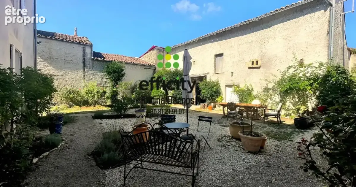 Maison 9 pièces 285 m² à vendre à Aigre (16140) - photo 2