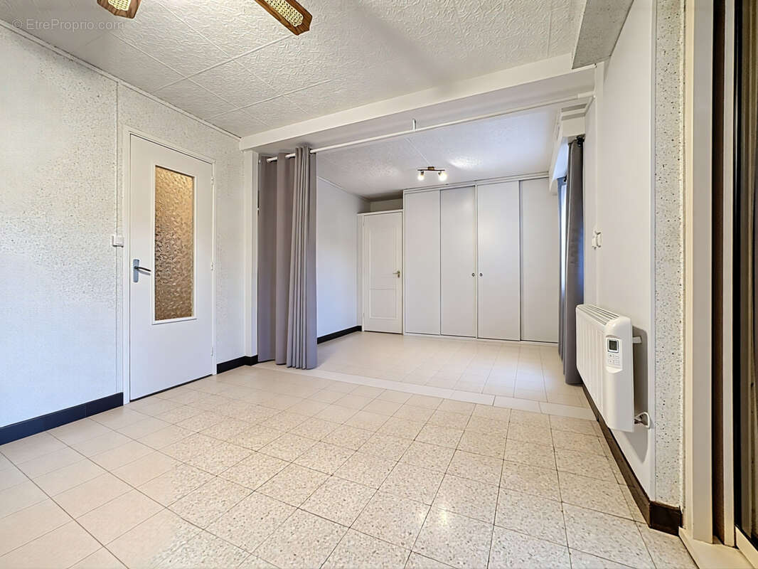 Maison à MONTMIRAIL