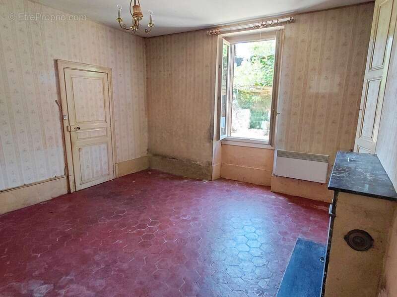 Maison à VILLIERS-VINEUX