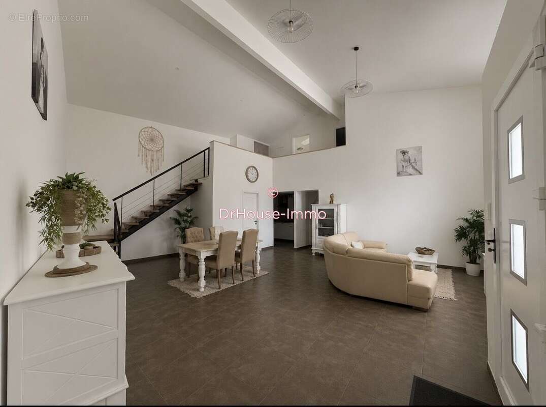 Maison 133 m² à Listrac-Medoc  - photo 11