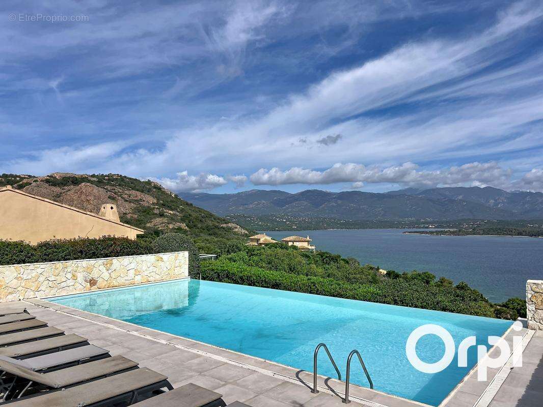 Maison à PORTO-VECCHIO