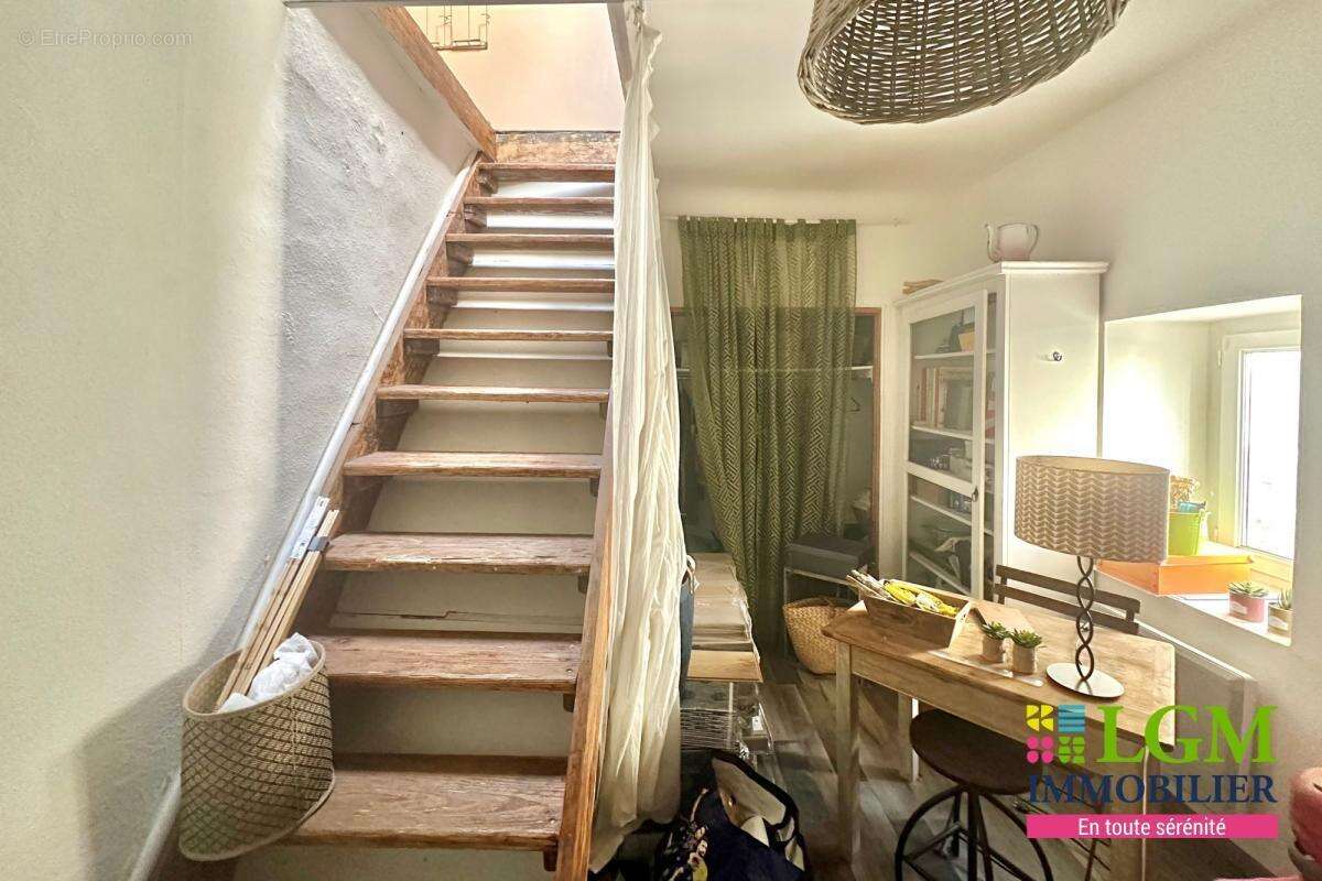 NIMES - Appartement arènes - photo 8