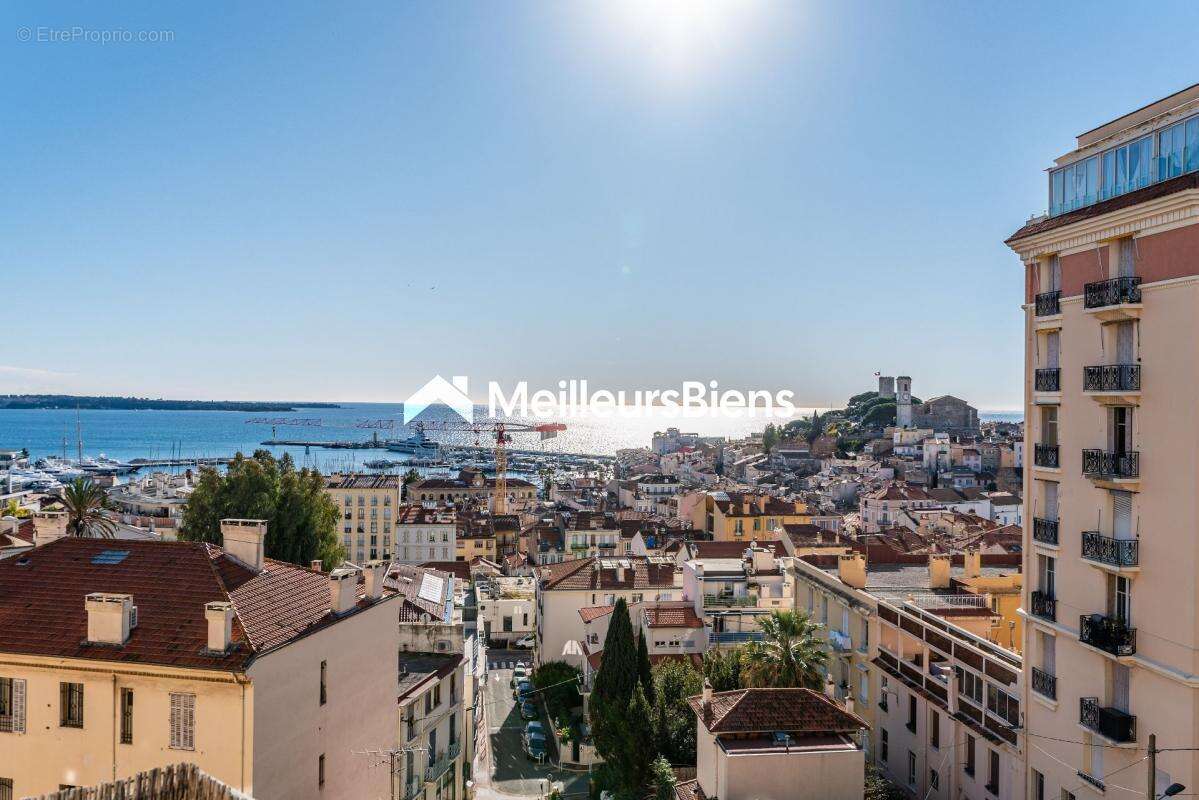 Appartement à CANNES