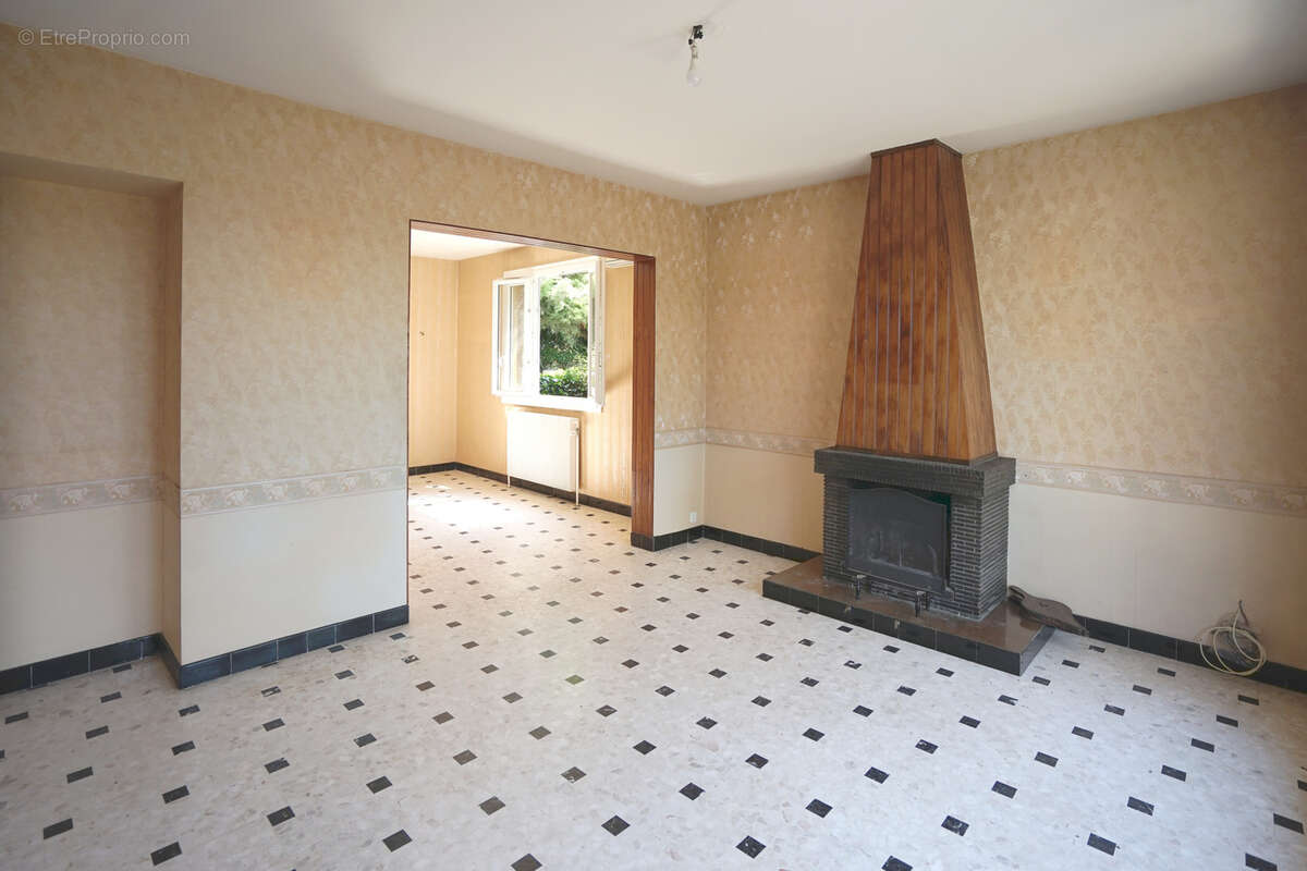 Maison à SAINT-MAURICE-L&#039;EXIL