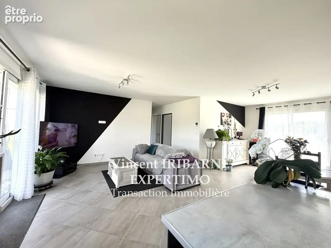 Maison de Plain-Pied, 3 Chambres, Garage et Jardin - photo 6