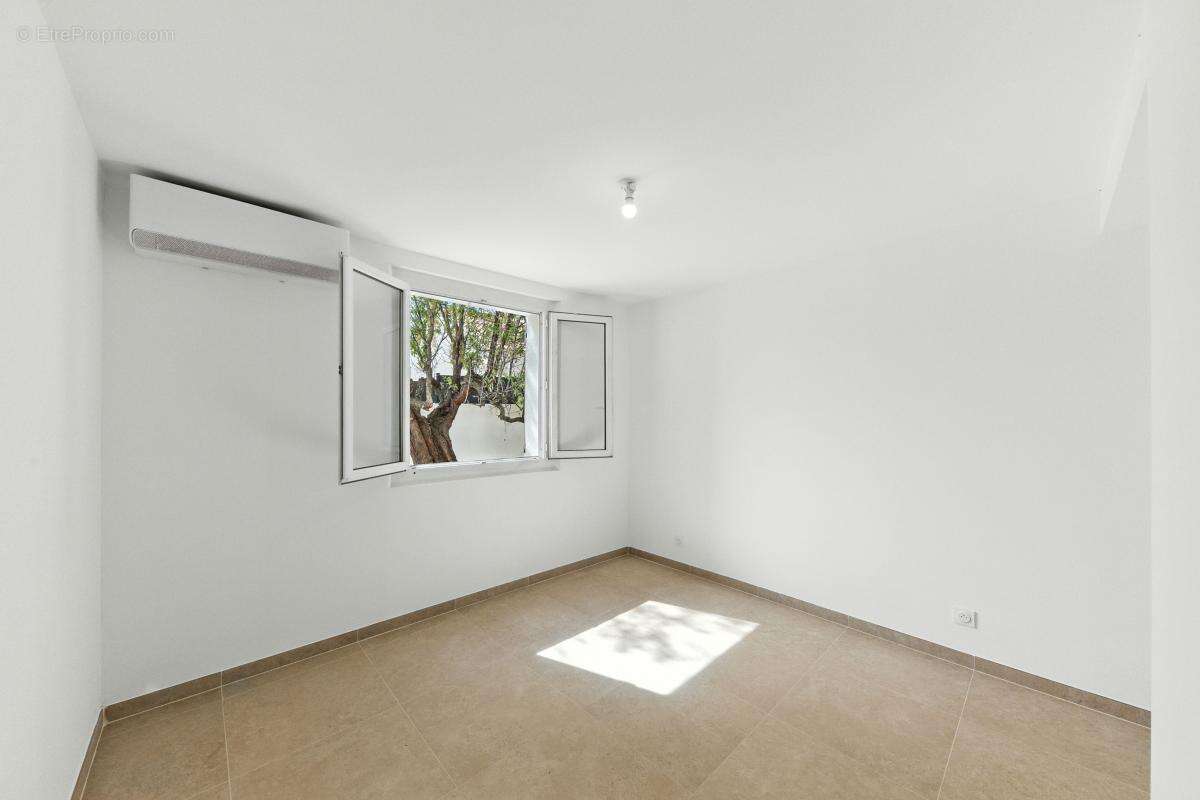 Appartement à SANARY-SUR-MER