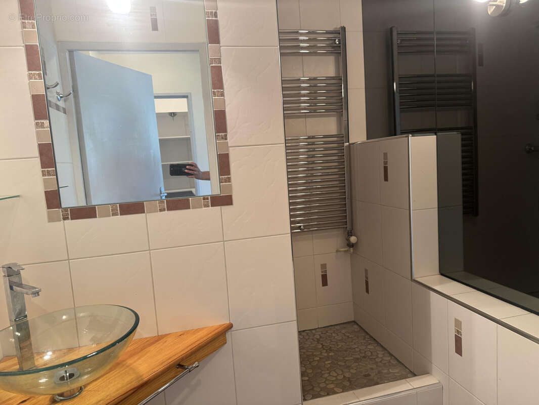 Appartement à LYON-9E