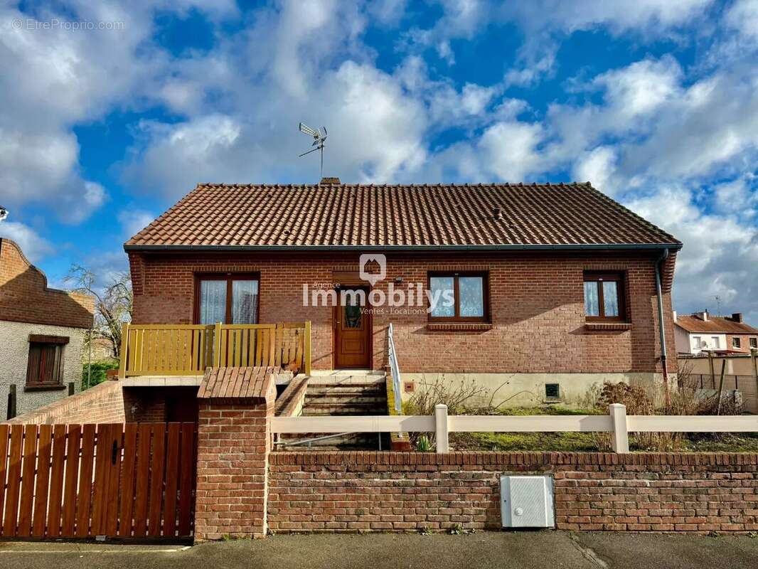 Maison à PECQUENCOURT