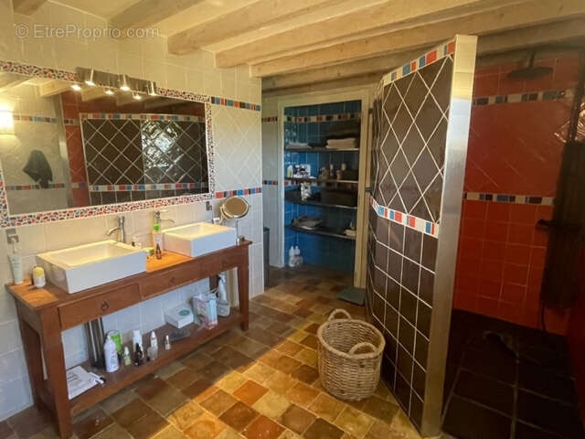 Maison à CONDE-SUR-HUISNE