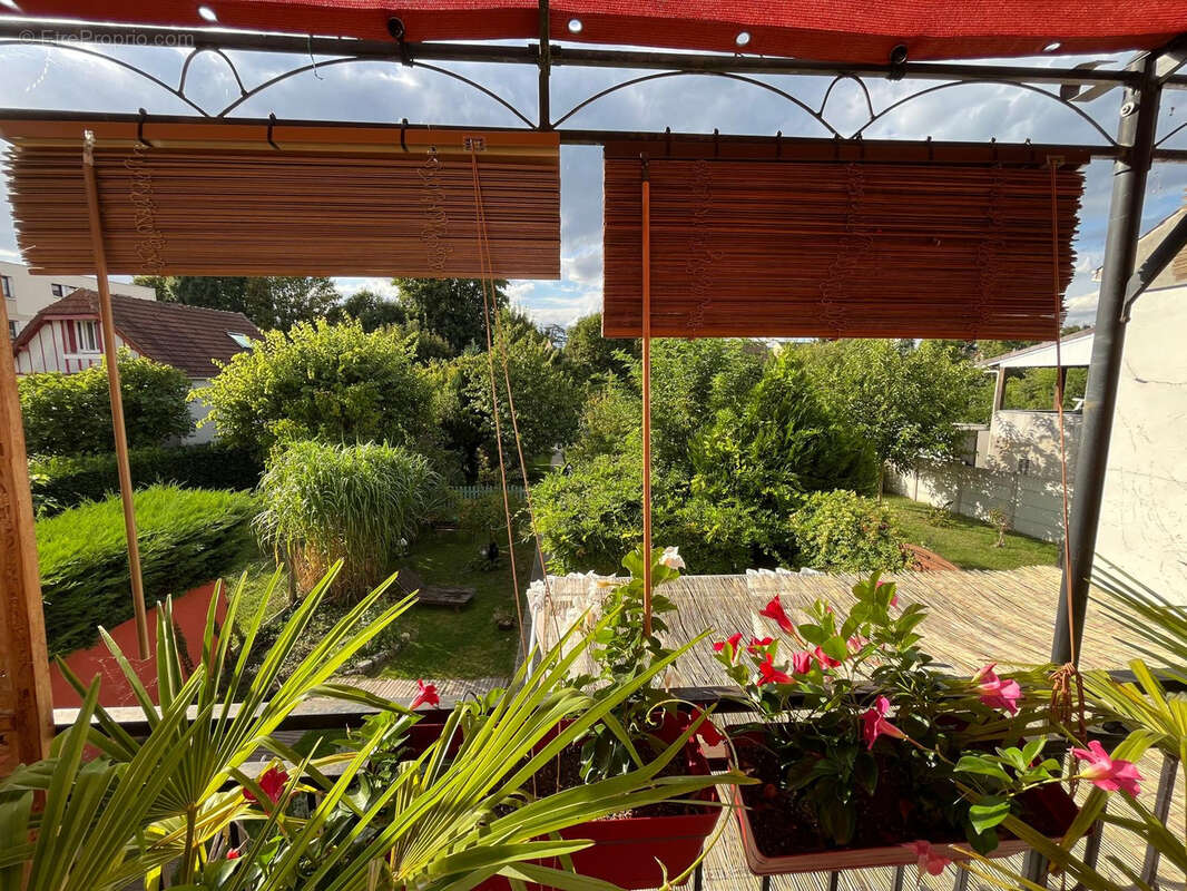 Maison à BROU-SUR-CHANTEREINE