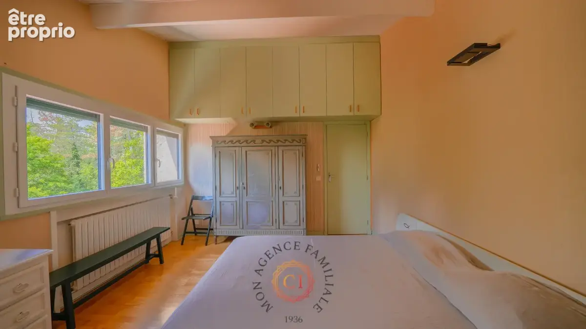 À Pessat - Villeneuve Maison familiale de 214m2 - photo 8