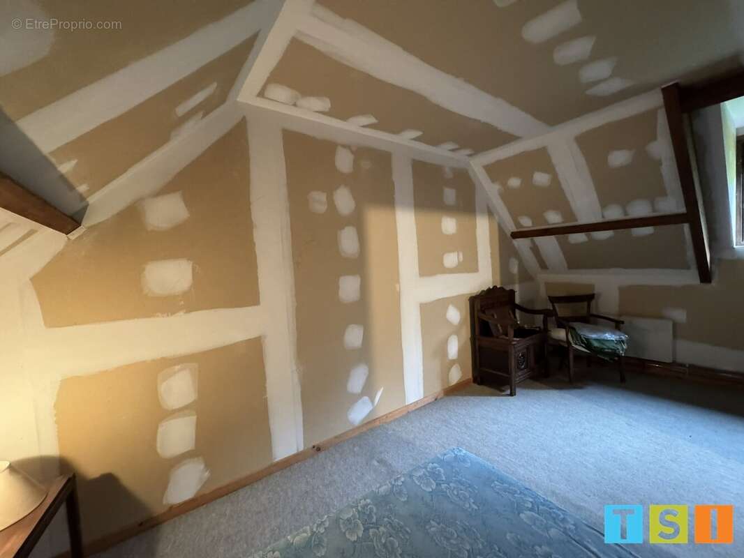 Maison à JUZET-D'IZAUT