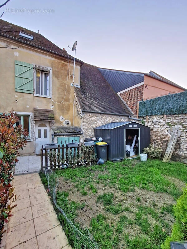 Maison à CHARS