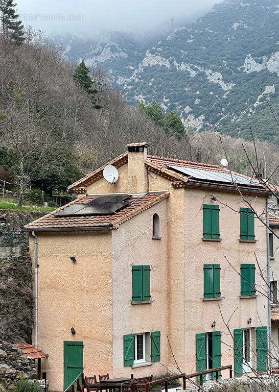 Maison à AXAT