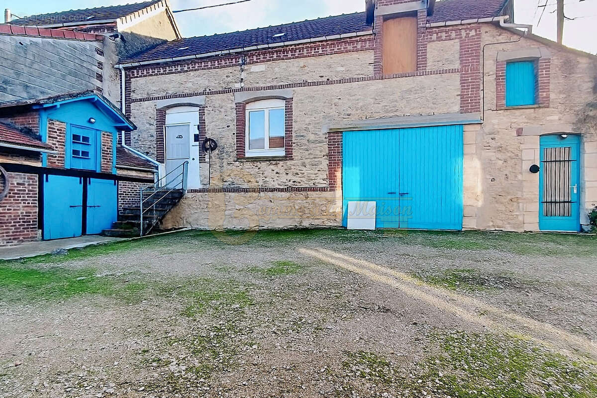 Appartement à HERMES