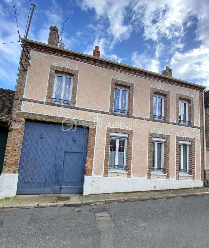 Maison familiale avec jardin, piscine et dépendance – Champigny - photo 13