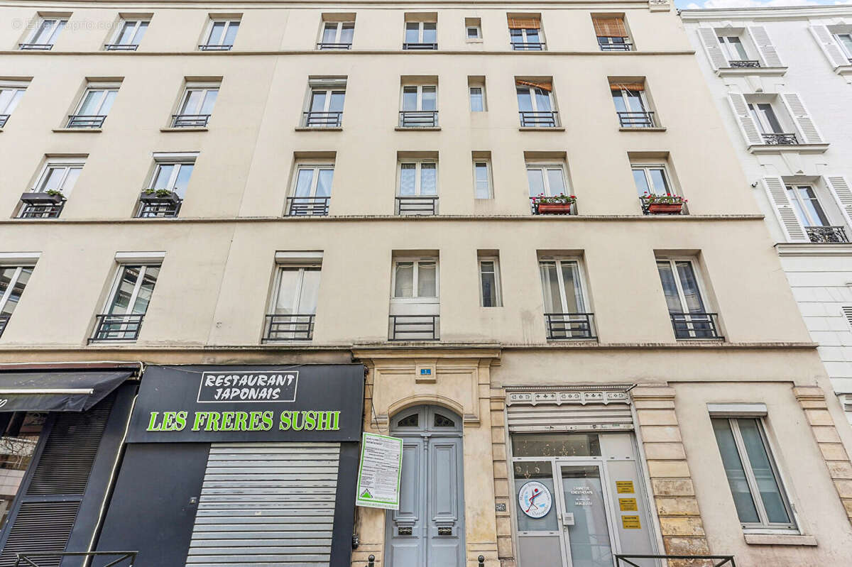 Appartement à LEVALLOIS-PERRET