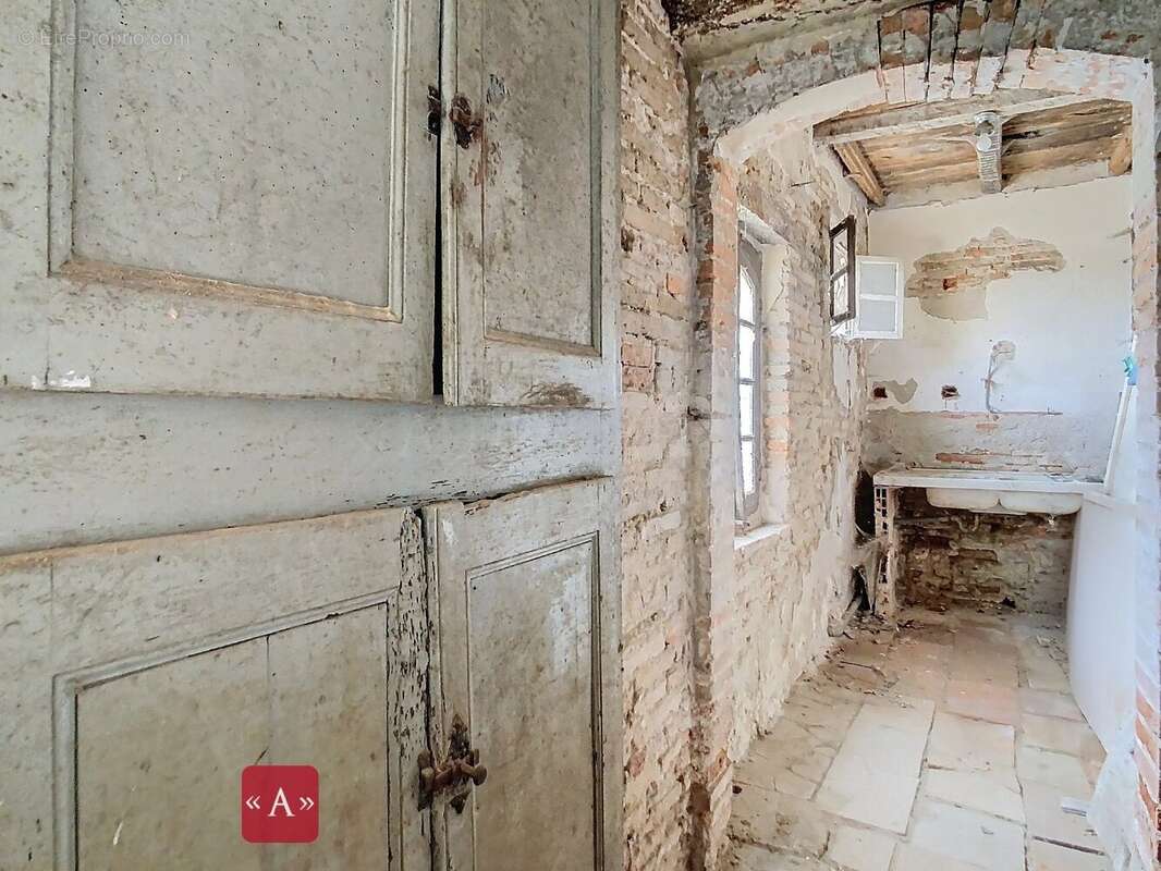 Maison à BUZET-SUR-TARN