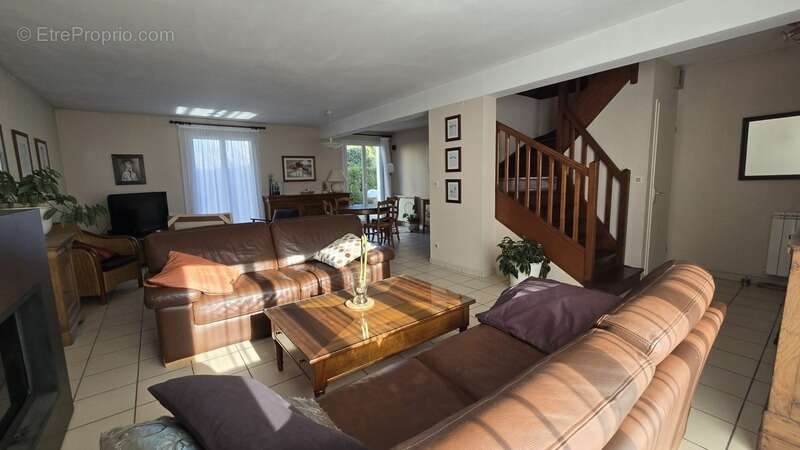 Maison à COURDIMANCHE