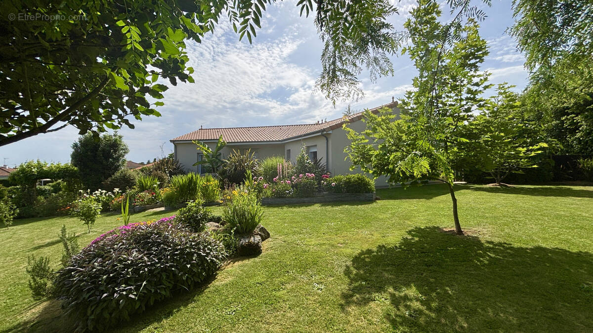 Maison à LA TOURLANDRY