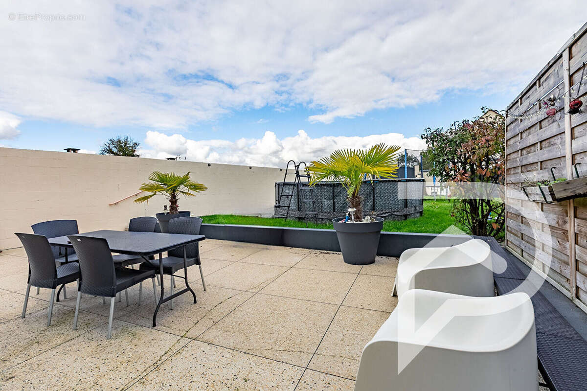 Maison à BREUIL-LE-VERT