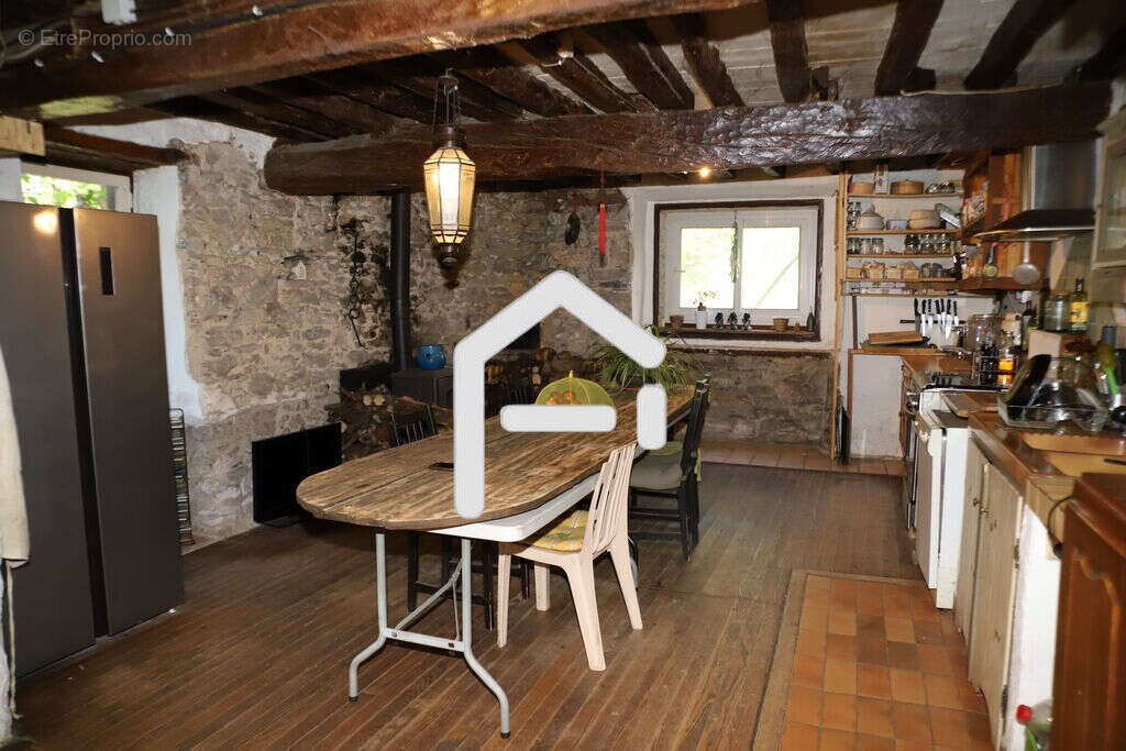 Maison à LA BASTIDE-DE-SEROU