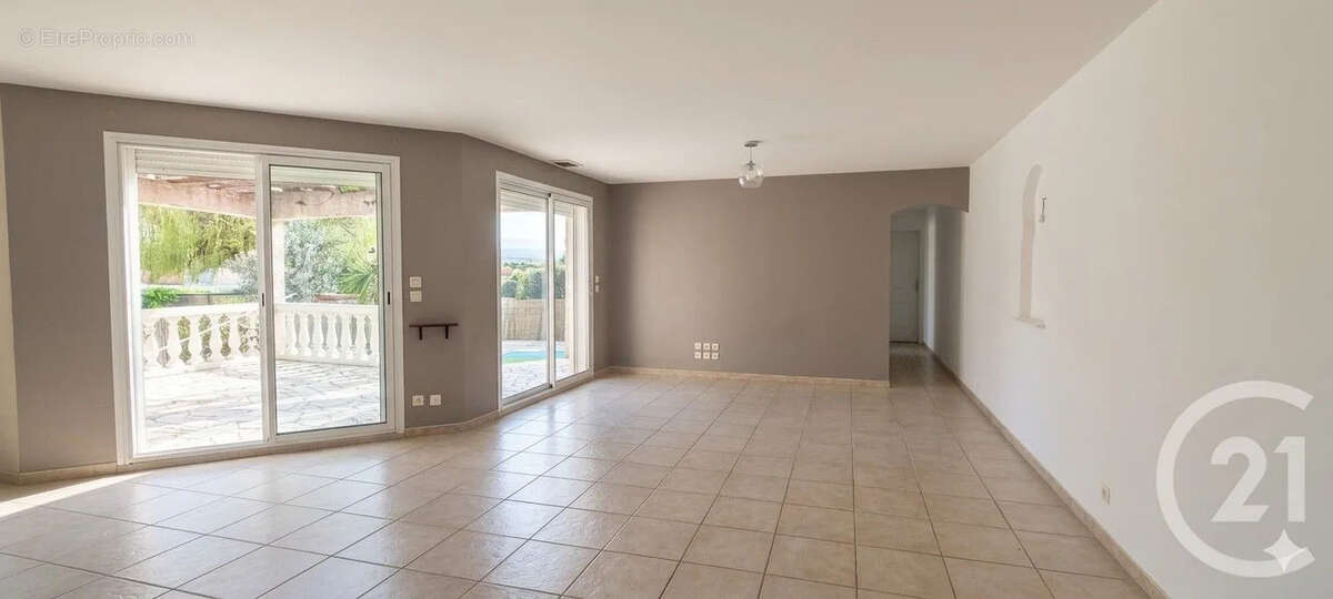 Maison à SAINT-CYPRIEN