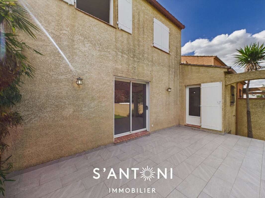 Maison à LIGNAN-SUR-ORB