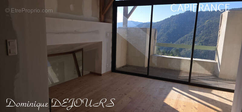 Maison à SAINT-MAURICE-EN-CHALENCON