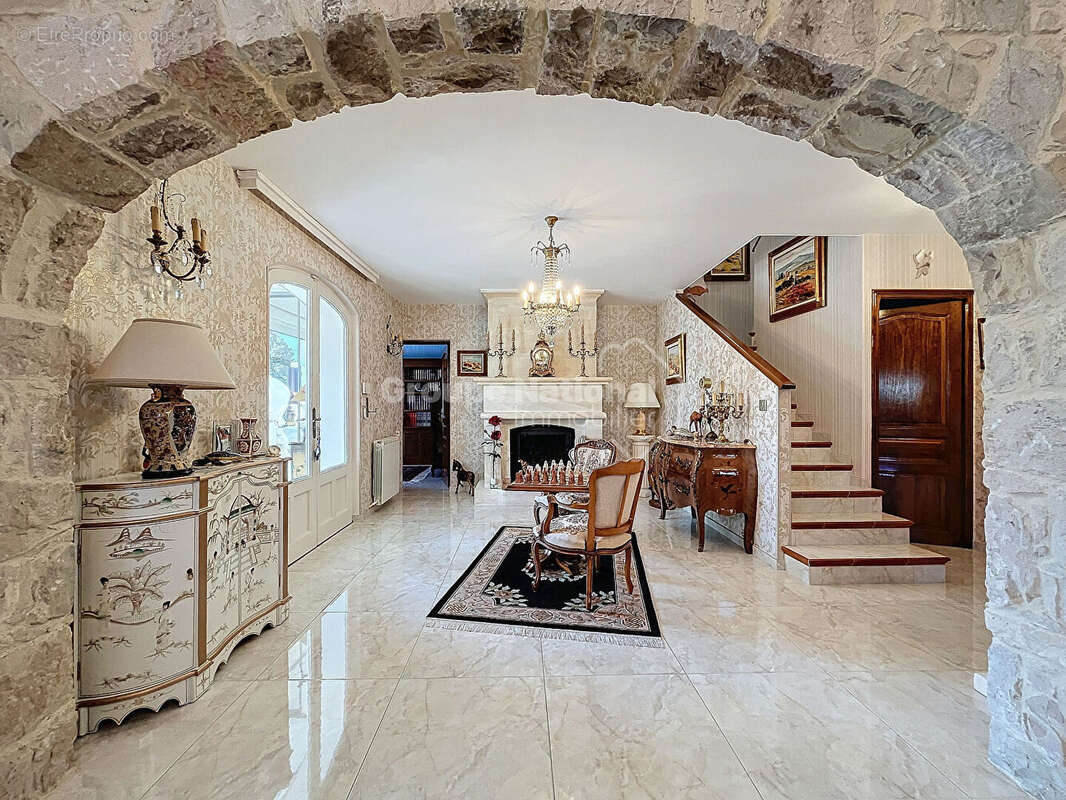 Maison à ROCHEFORT-DU-GARD