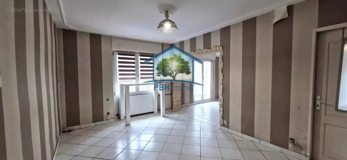 Maison à WINGEN-SUR-MODER