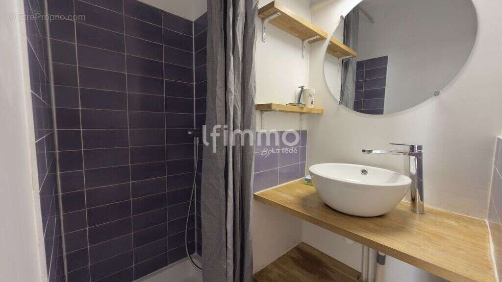 Appartement T2 28 m2 - 1er étage - stationnement - Argelès sur m - photo 6