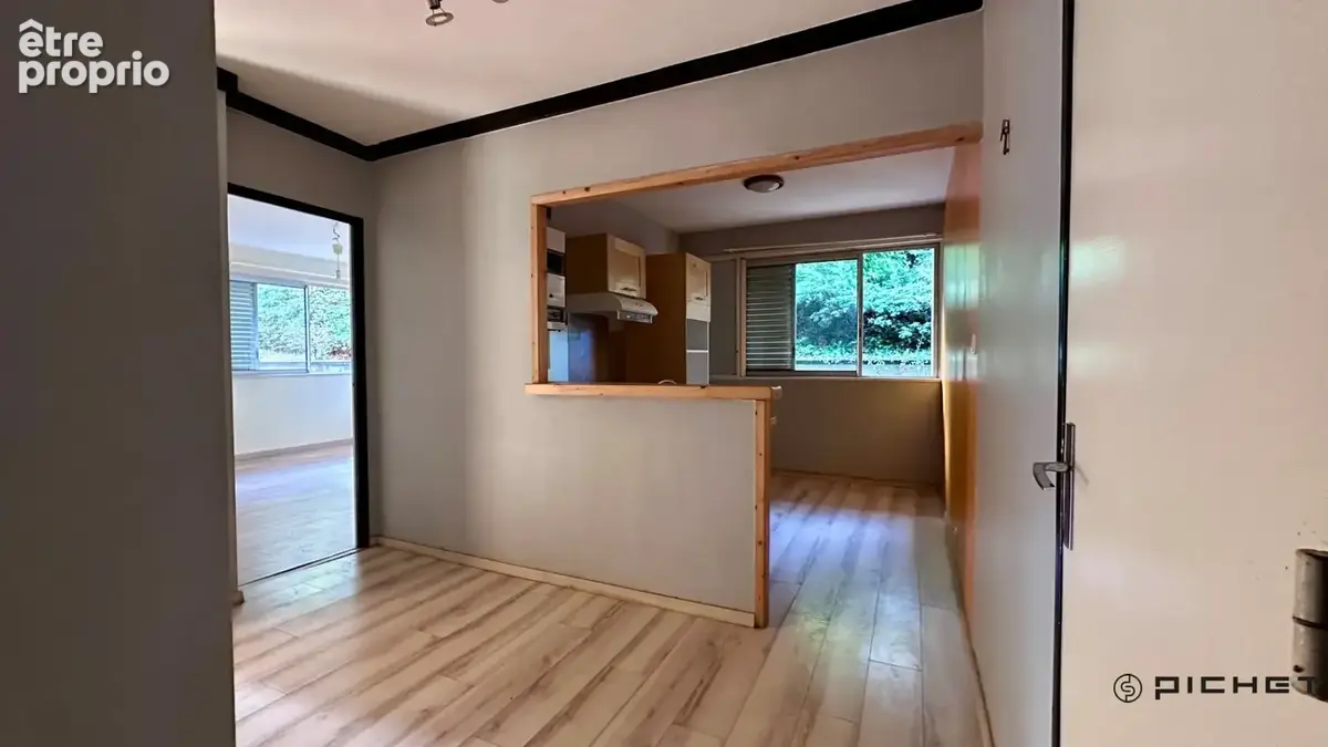 Appartement Angouleme 2 pièce(s) 56.19 m2 - photo 2