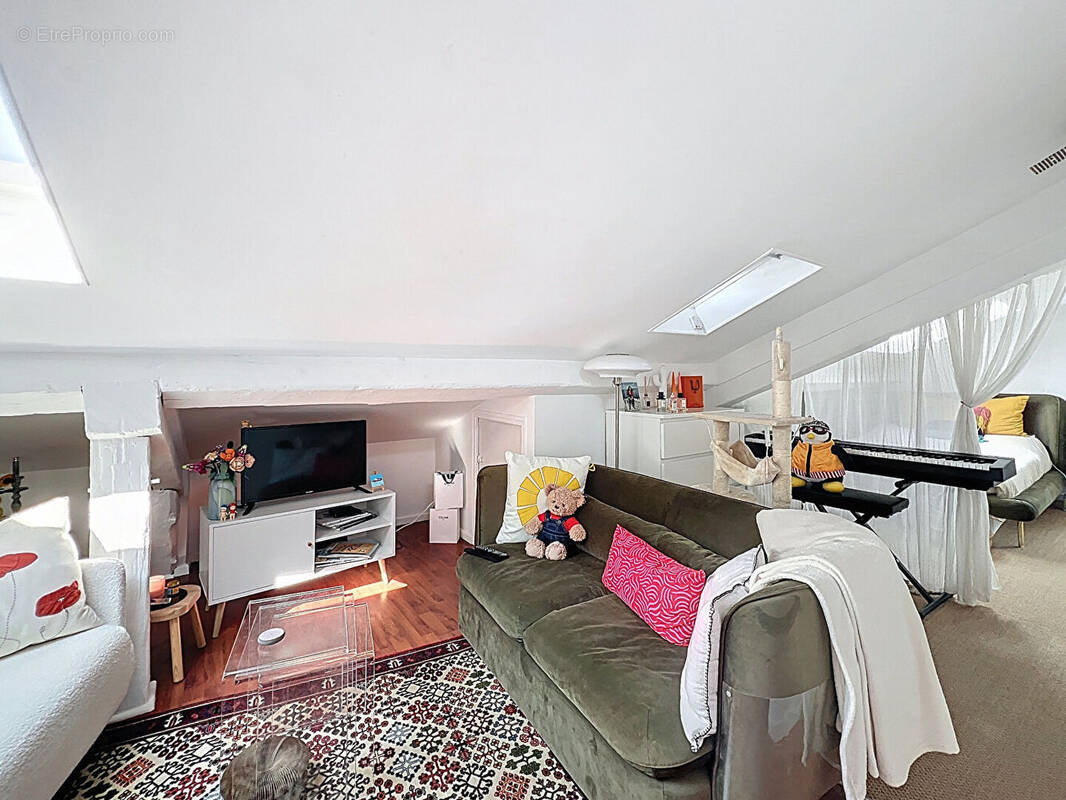 Appartement à SURESNES