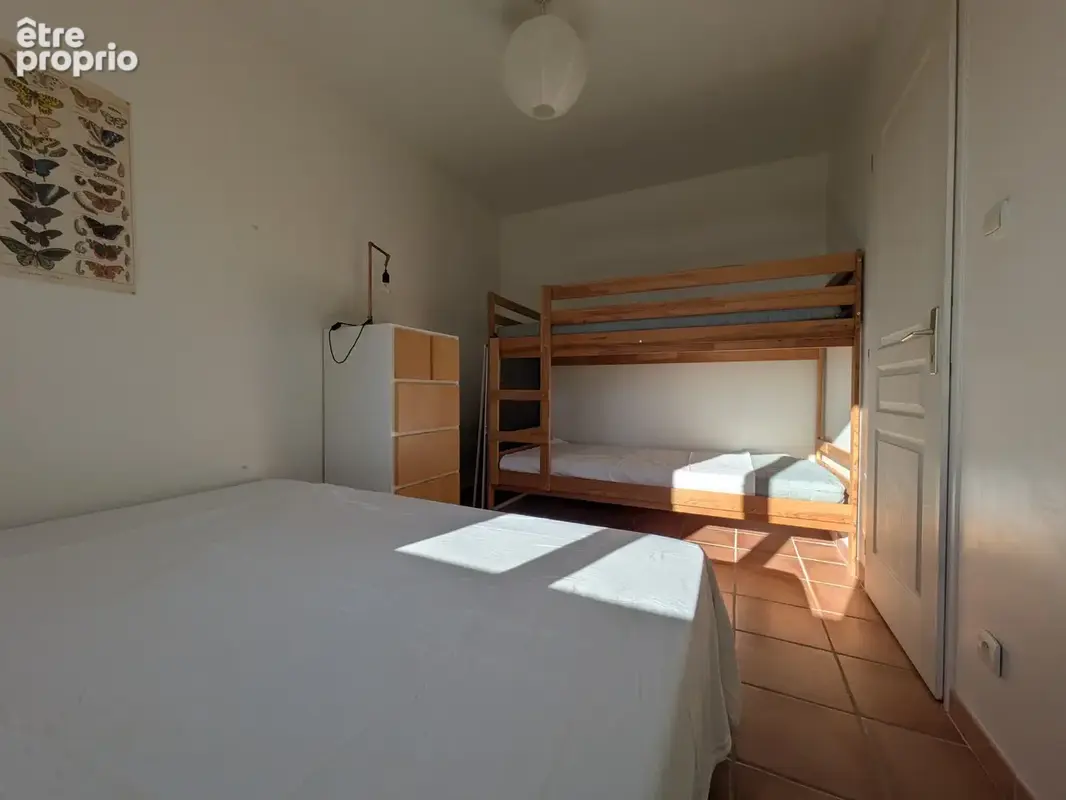 Maison familiale avec piscine, jardin arboré et terrain de pétanque - photo 16