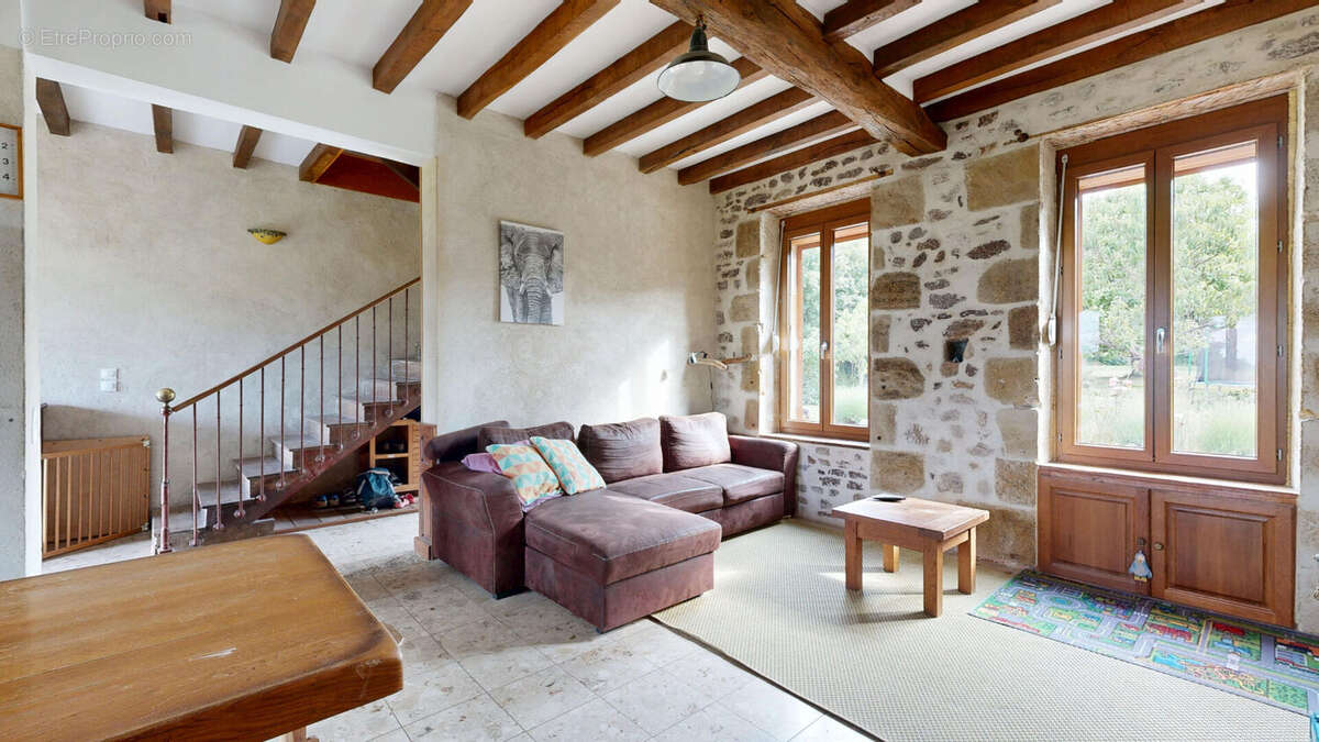 Maison à SAINT-PLAISIR