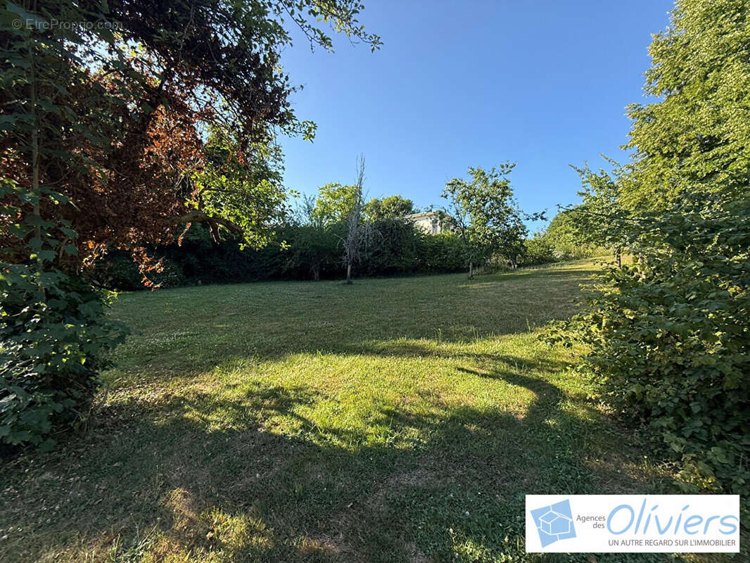 Terrain à CHEVREUSE