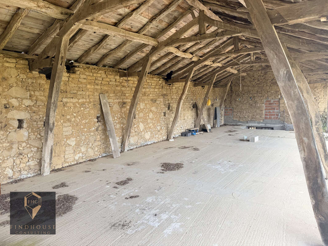 Propriété d’exception   vue panoramique pyrénées   11 hectares   sans vis-à-vis - photo 18
