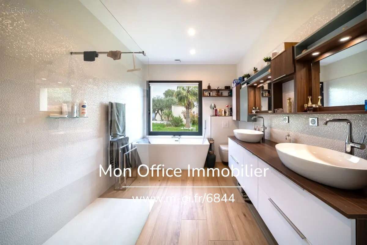 Référence : 6844-AUS - Maison contemporaine 201m² avec piscine - Ventabren - photo 10