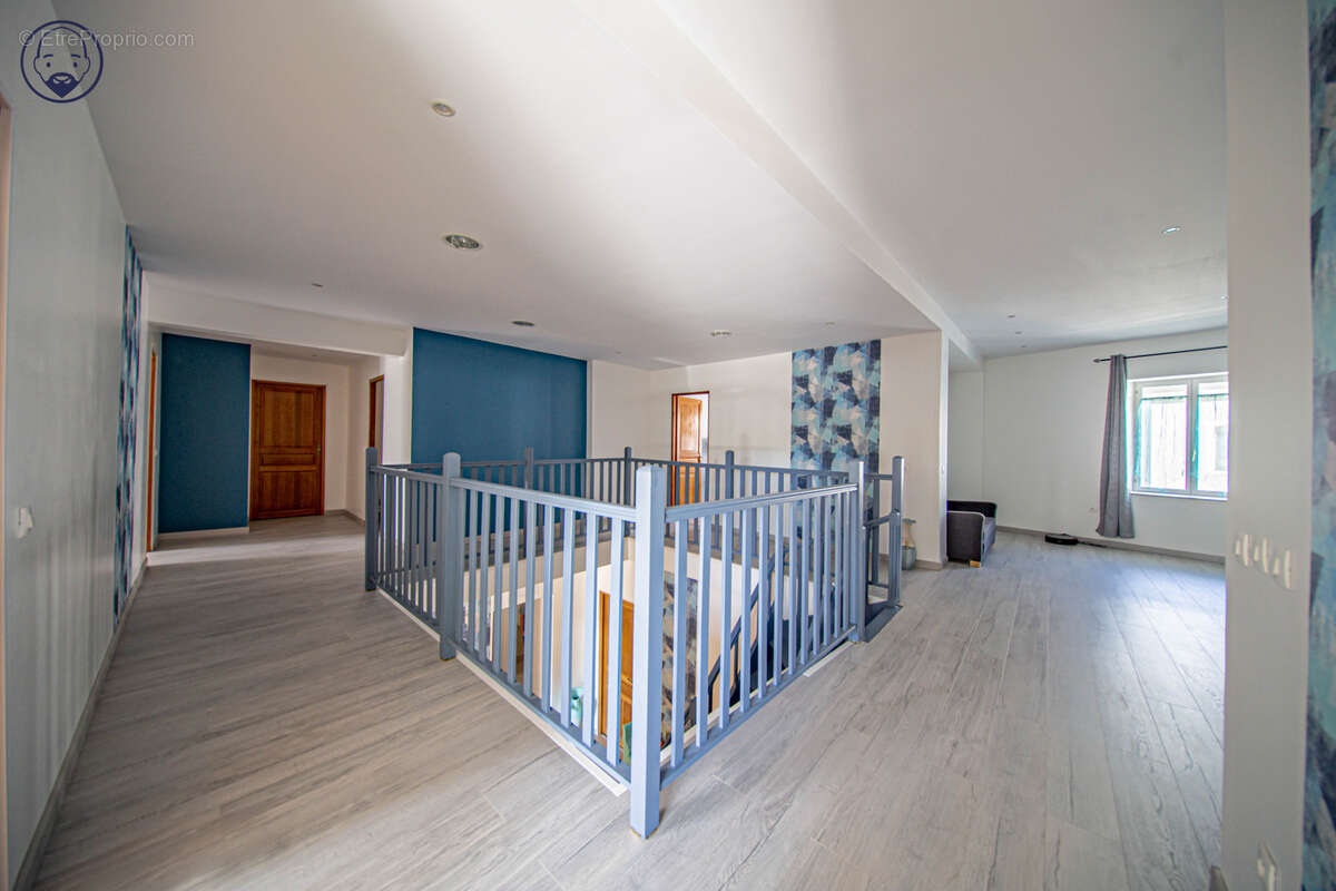 Grande maison de village totalement rénovée - photo 12